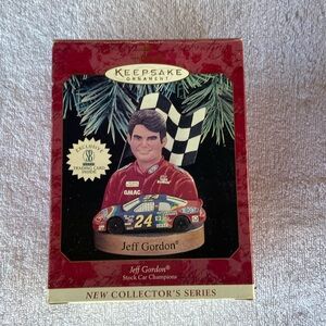 Hallmark Keepsake ornament- 1997 Jeff Gordon #24